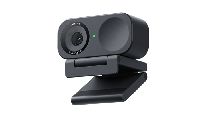 Insta360 Link 2C.